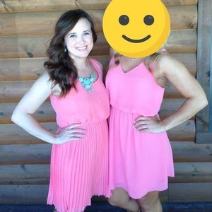 💙3 for $25 💙 A-Line Pleated Coral dress 👗💕